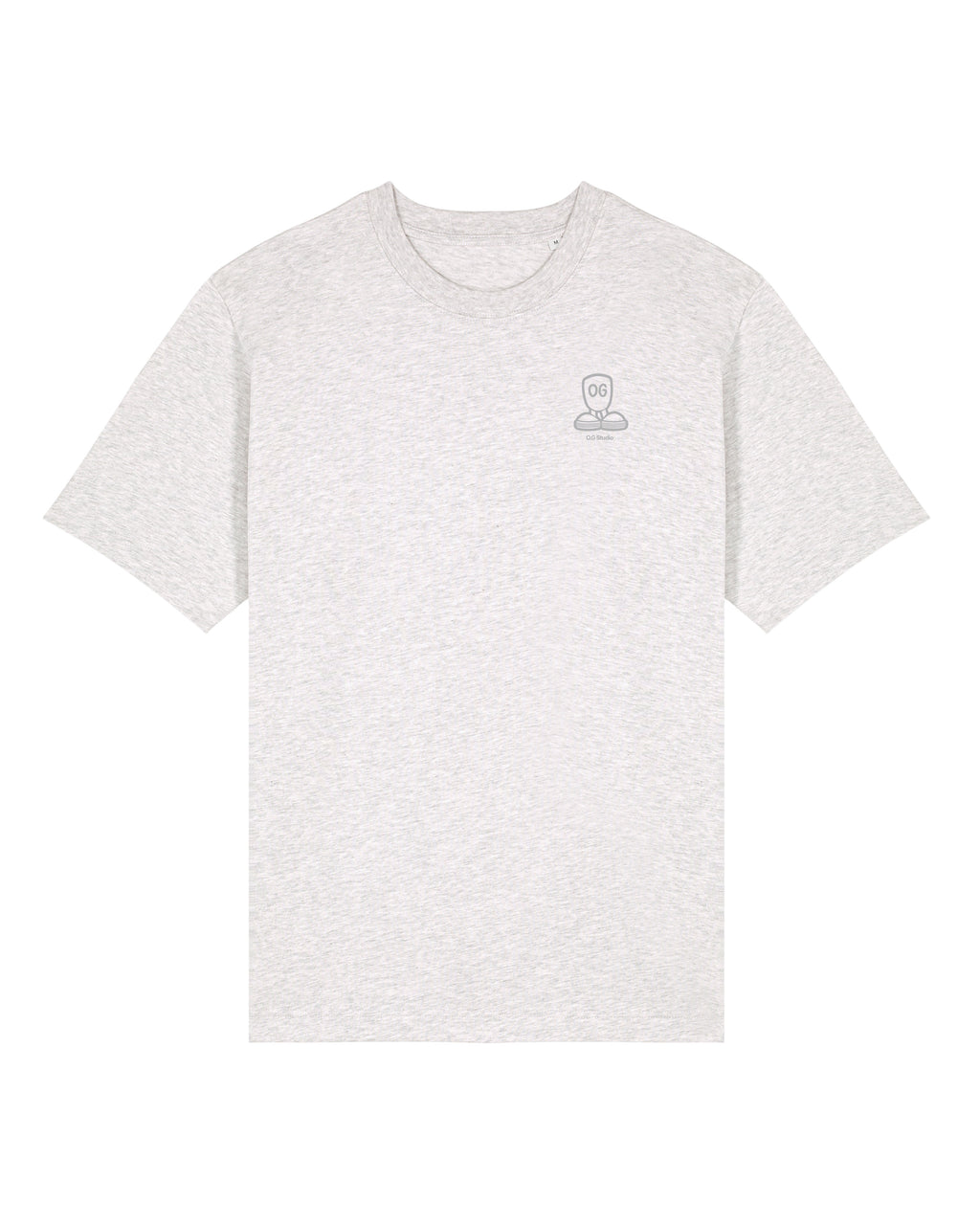 Lys grå O.G Studio™ T-shirt med grå logo trykt på venstre bryst. Enkel og stilren front præsenteret mod hvid baggrund med klassisk pasform og rund hals.